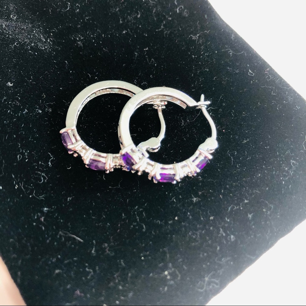 earrings - Picture 6 of 7
